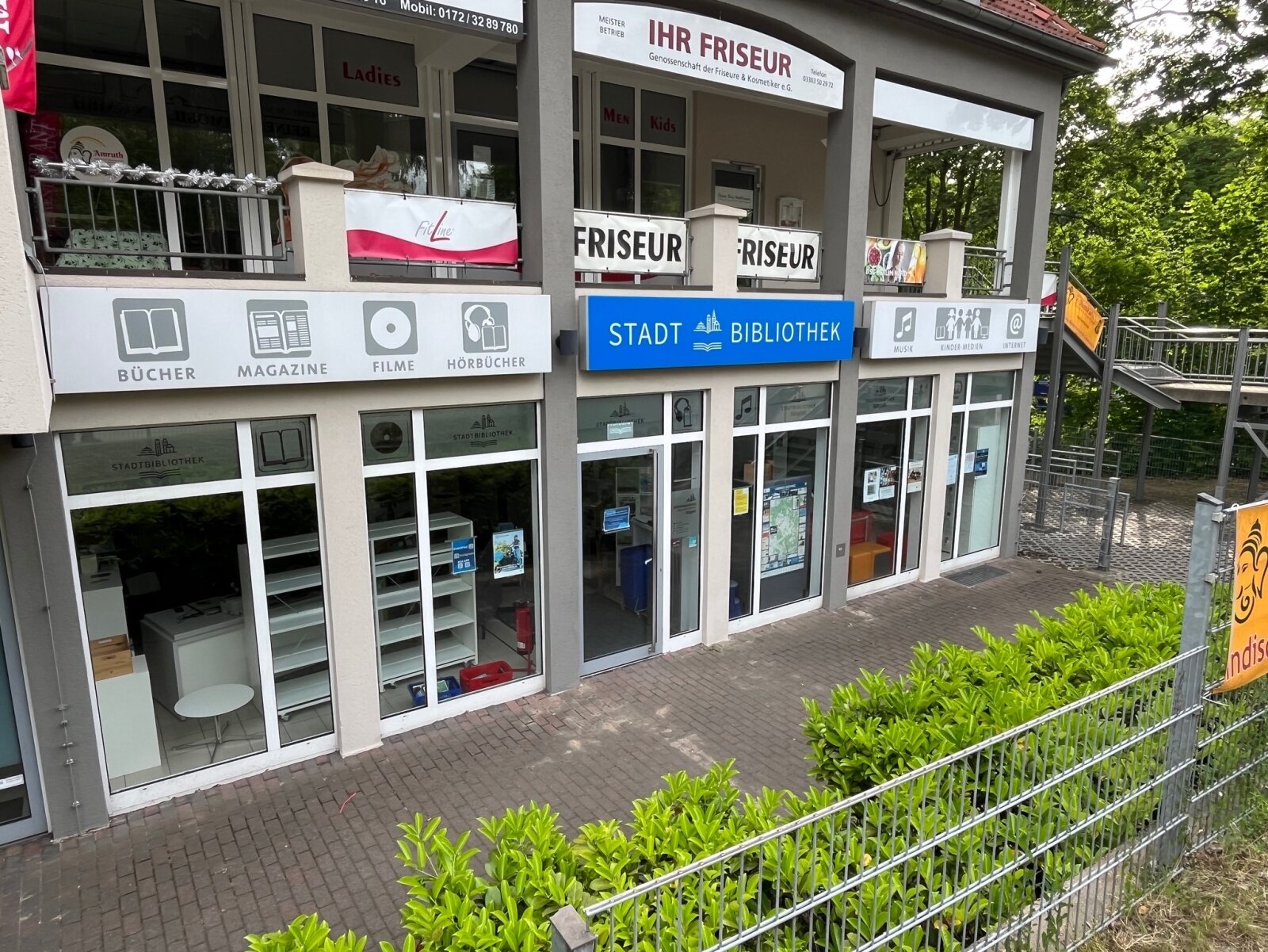 Ladenfront der Stadtbücherei Ladenfront der Stadtbücherei