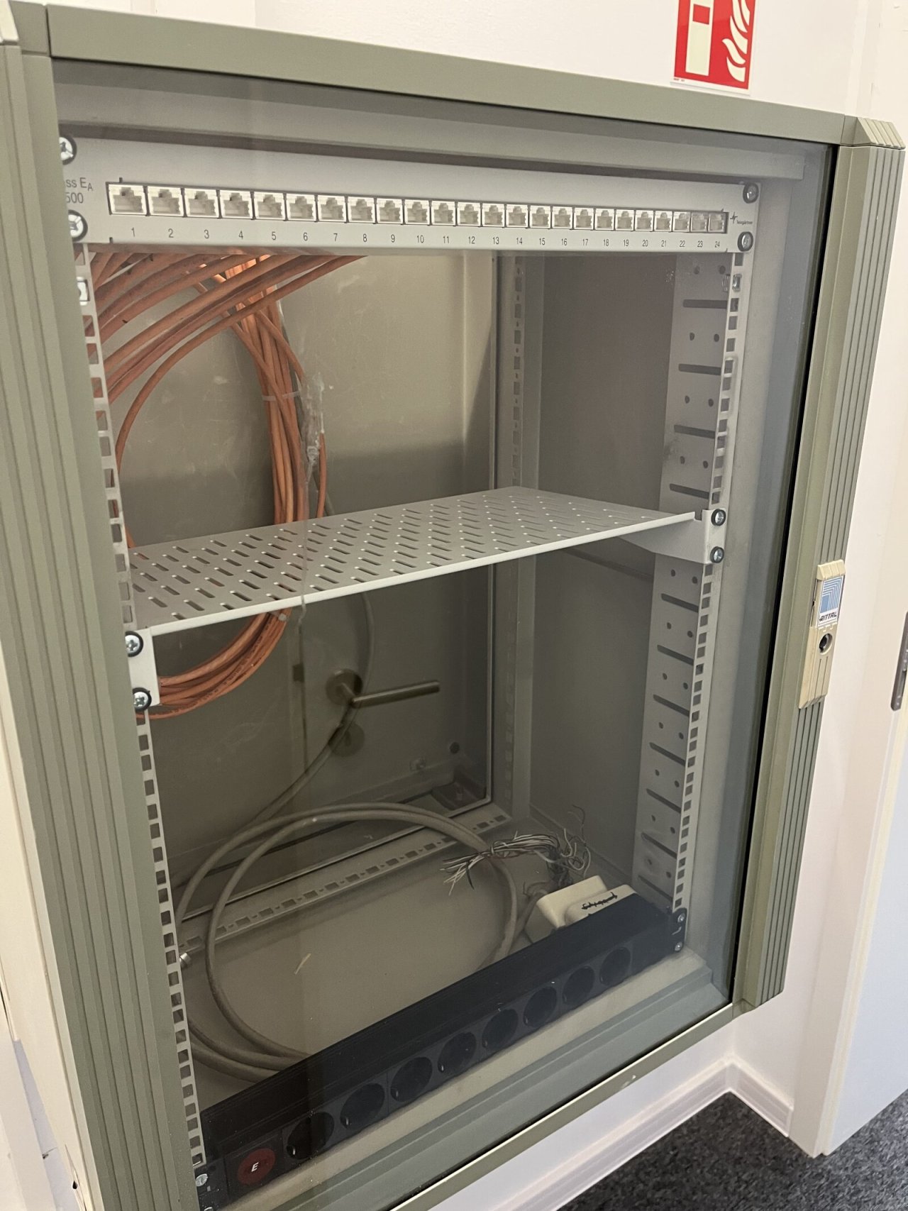 Serverschrank